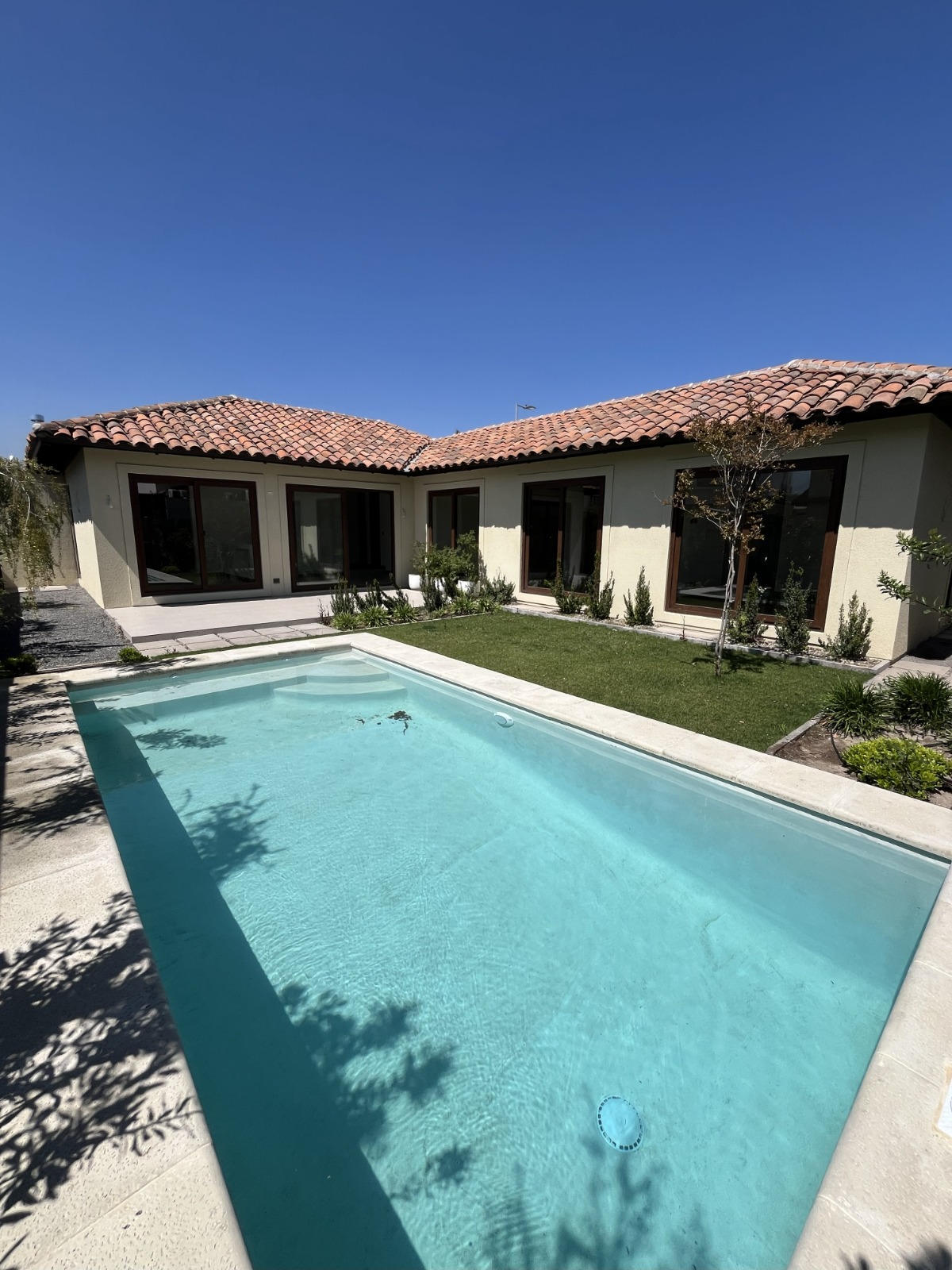 Casa en condominio Los Montes, Piedra Roja